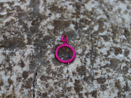 Charm Aro Fucsia